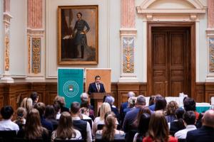 Karacsonyi-palyazat-2